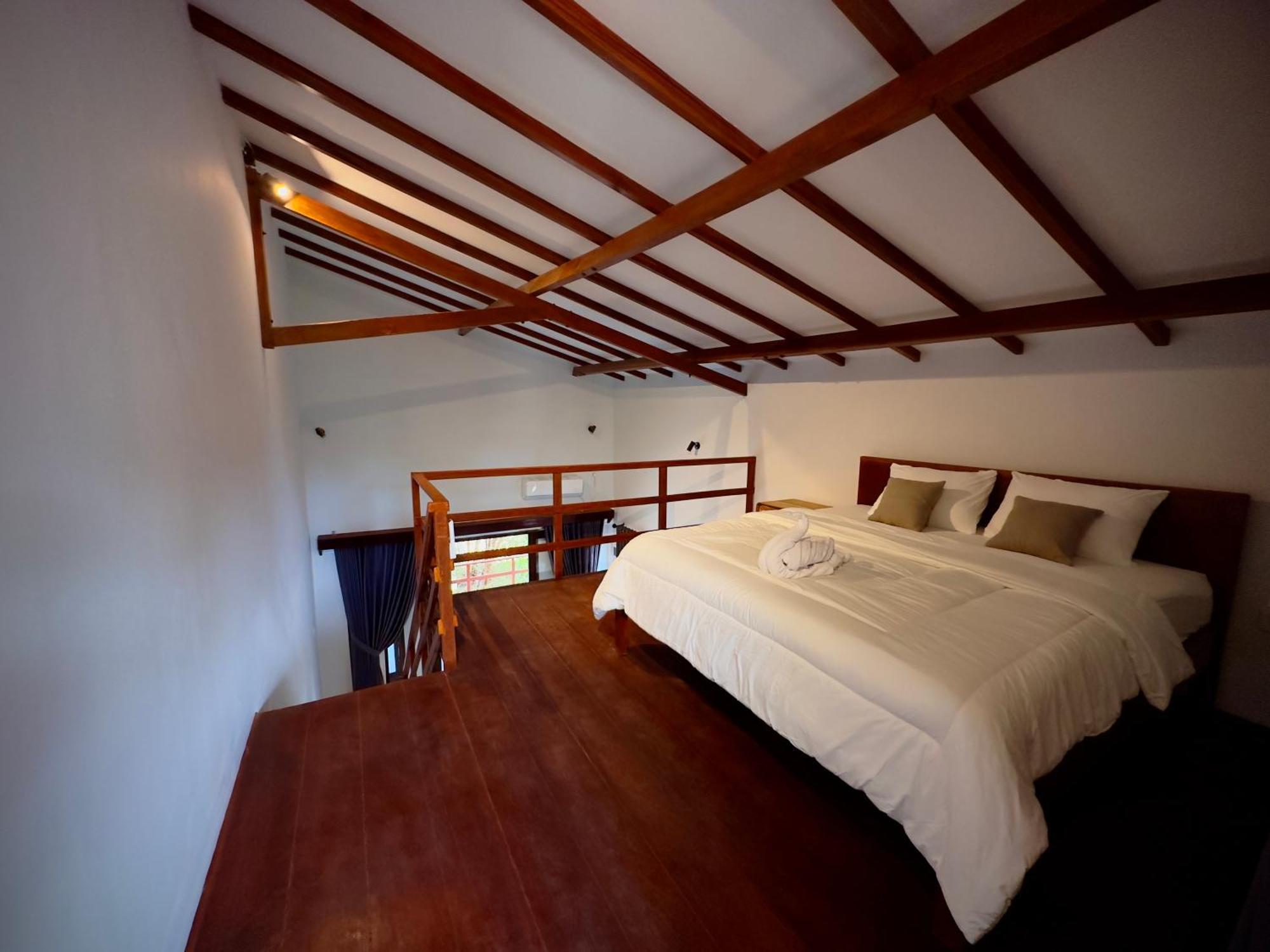 Kalamoana House Homestay *