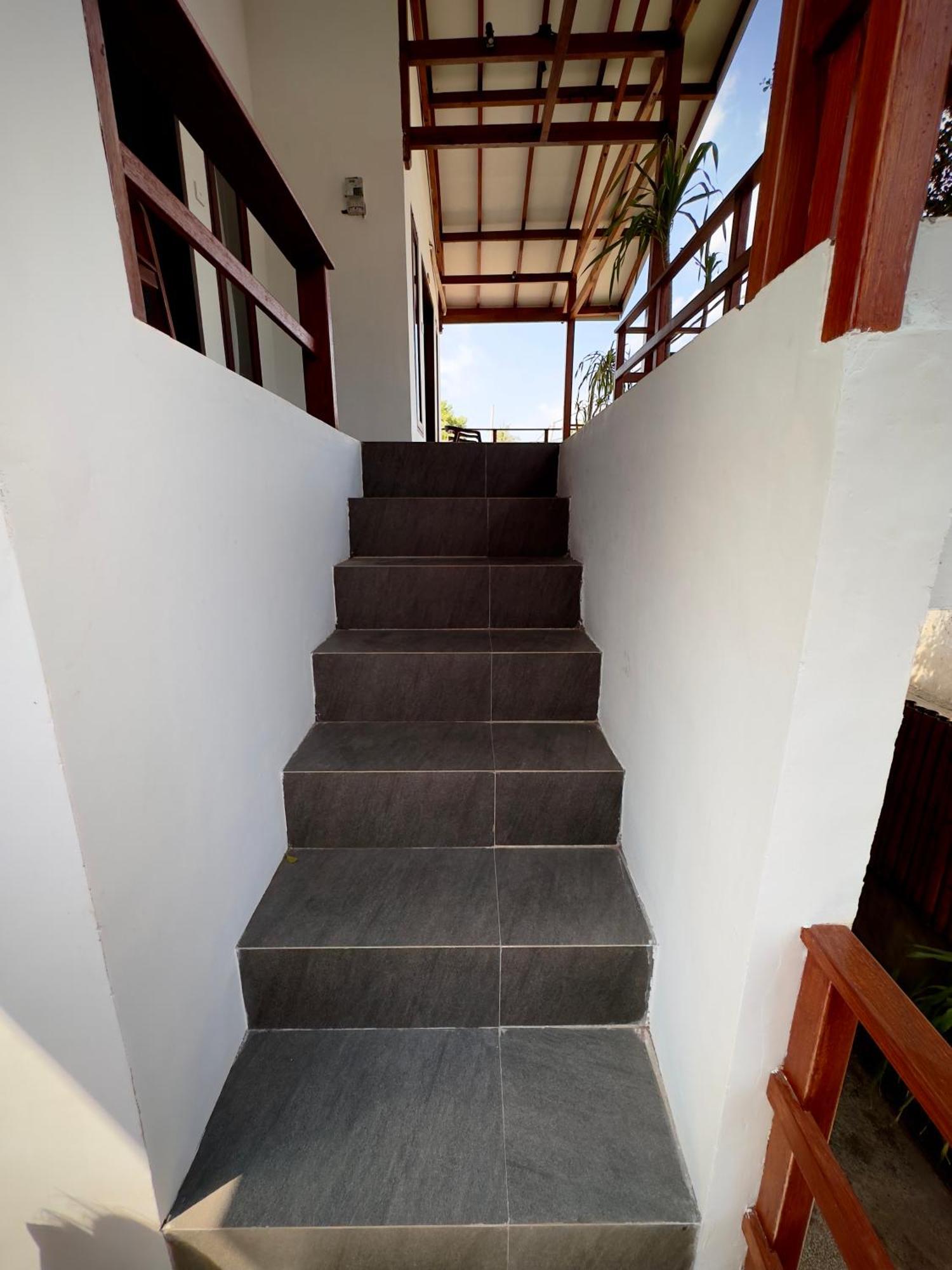 Homestay Kalamoana House *